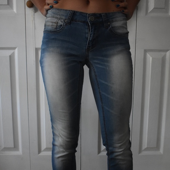 Indigo Rein Denim - Light wash jeggings